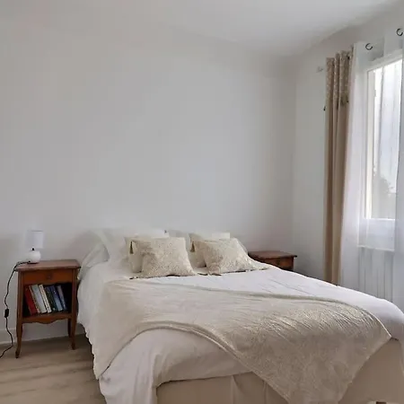 La Dolce Vita, Jolie Maison Familiale * 特鲁瓦